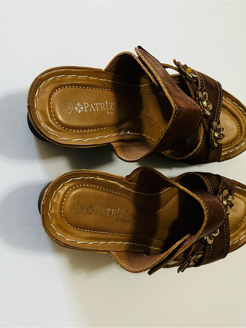 Spring Step Brown Floral Strap Slide Sandals - Picture 3 of 4